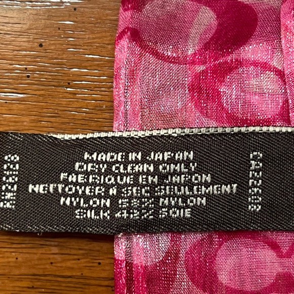 COACH Signature Pink Silk Blend Scarf - Picture 3 of 4